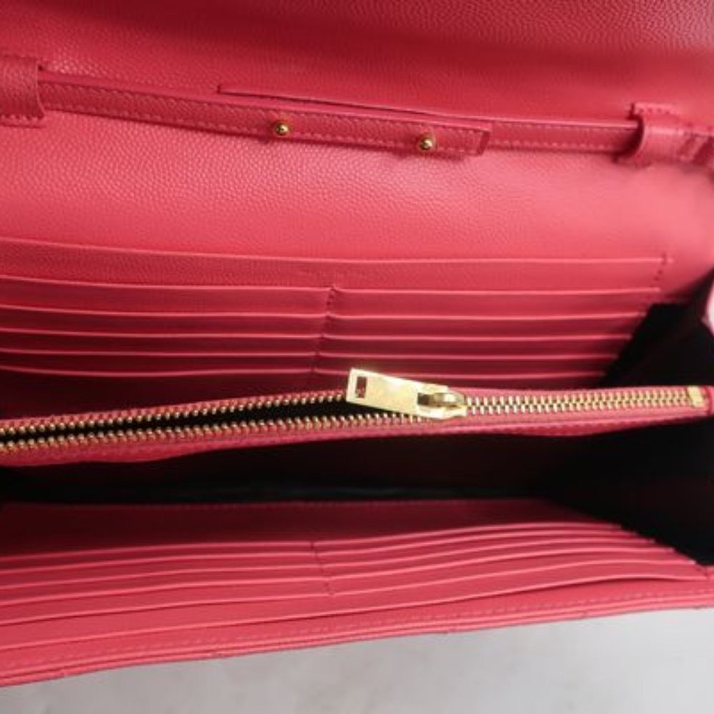 *SOLD*Authentic YSL Hot Pink Quilted Bag - Picture 4 of 8
